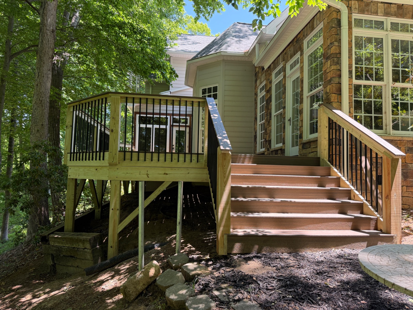 Custom Composite Deck with Black Aluminum Railing